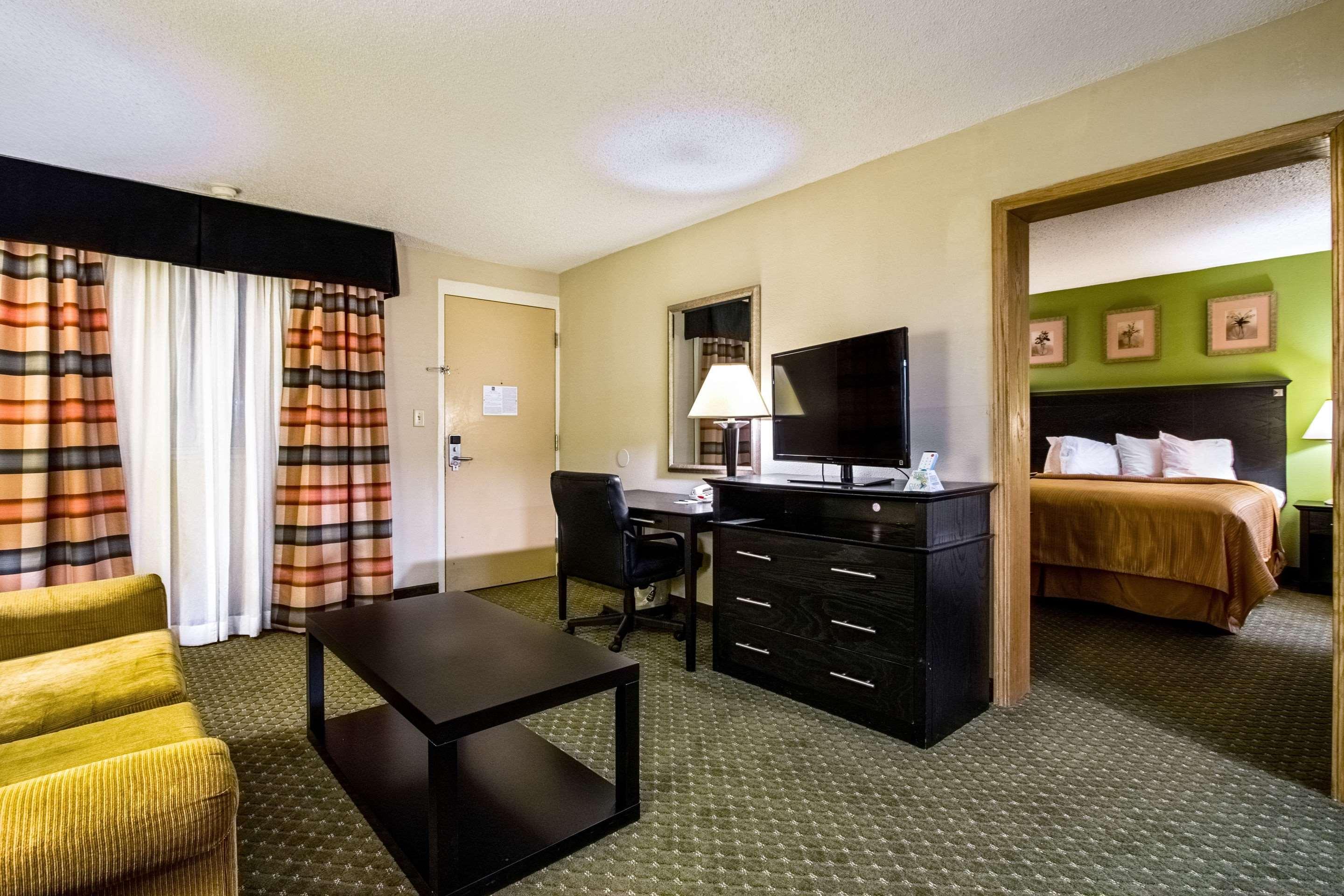 Quality Inn & Suites Moline - Quad Cities Kültér fotó