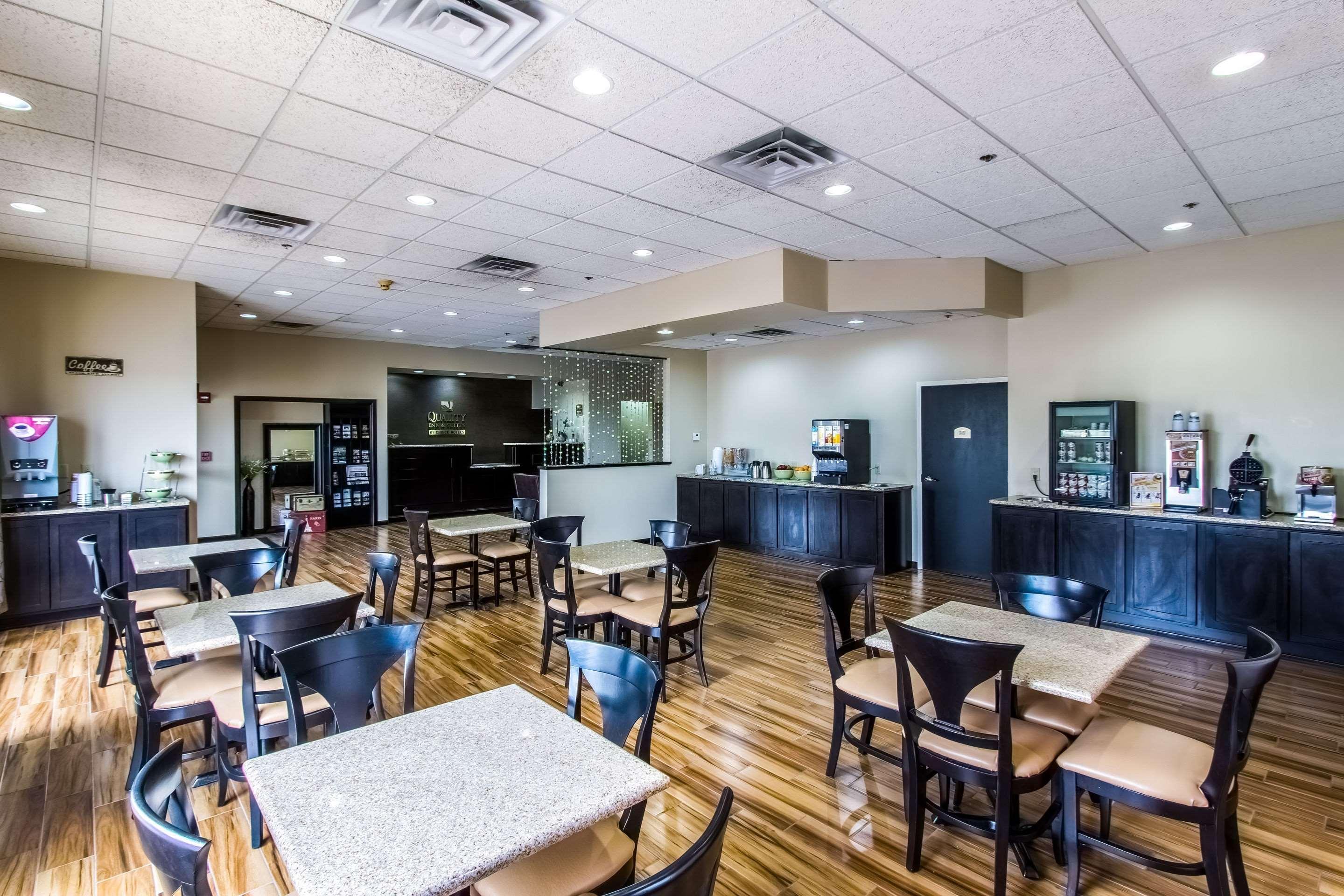 Quality Inn & Suites Moline - Quad Cities Kültér fotó